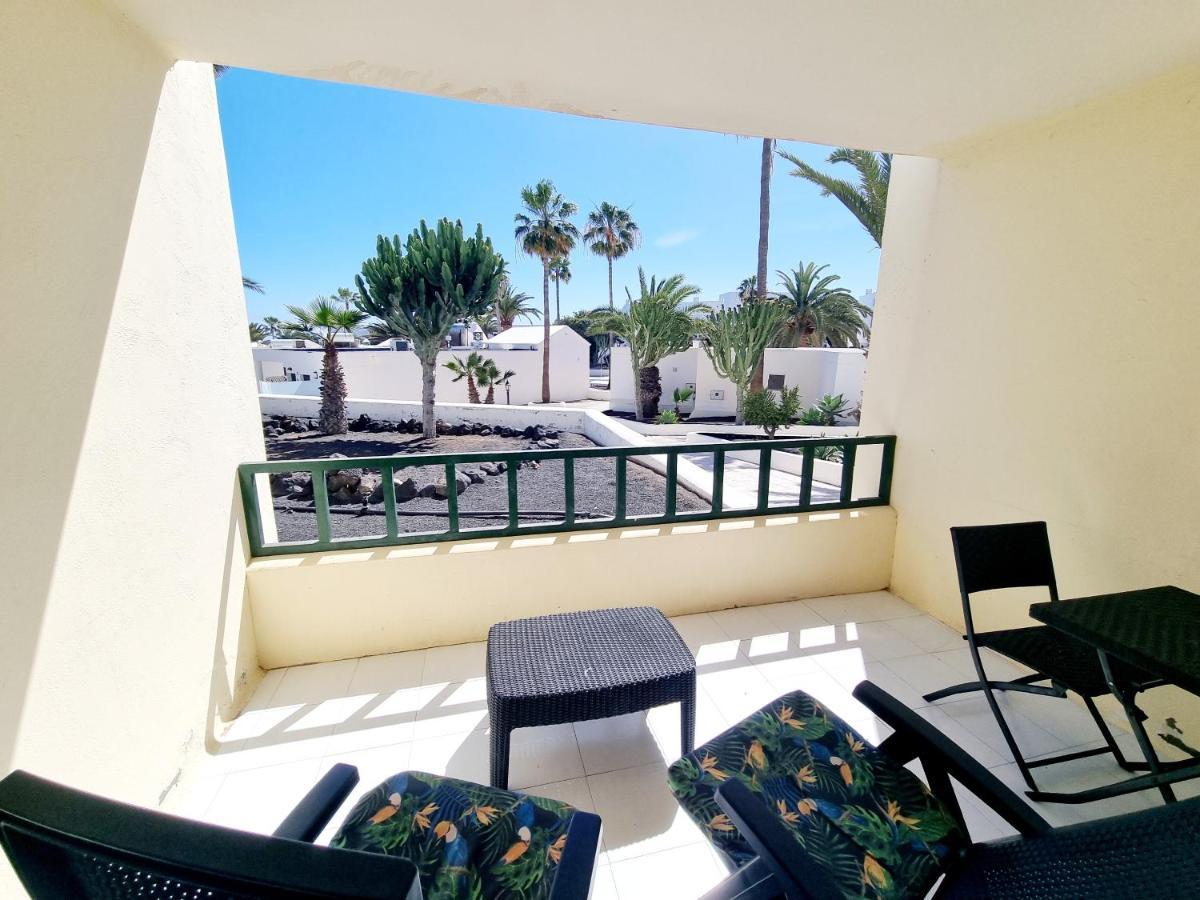 Casa Atlantis Playa Roca Apartment Costa Teguise Exterior photo