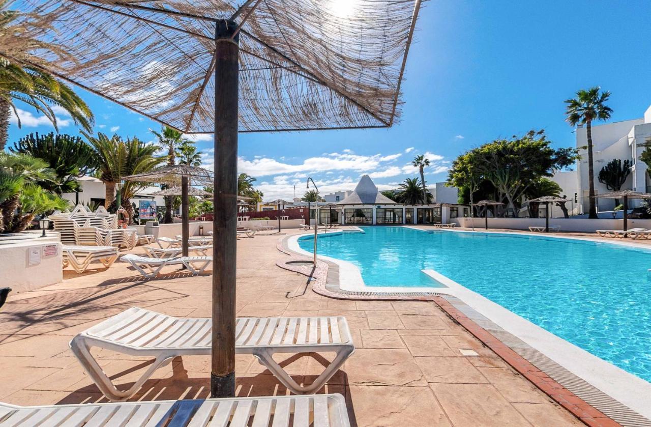Casa Atlantis Playa Roca Apartment Costa Teguise Exterior photo