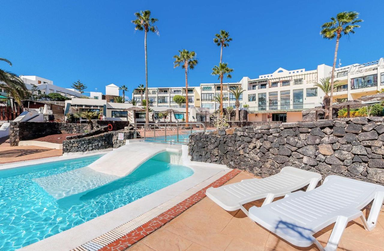 Casa Atlantis Playa Roca Apartment Costa Teguise Exterior photo